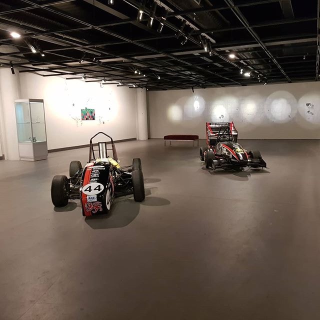 39298426_315698089197932_4277822675612598272_n