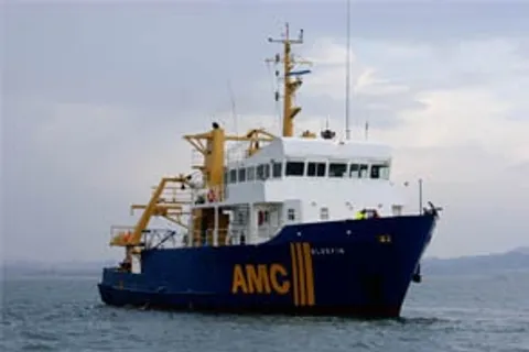 AMC_boat